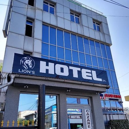 Lion'S Hotel Bucareste Exterior foto